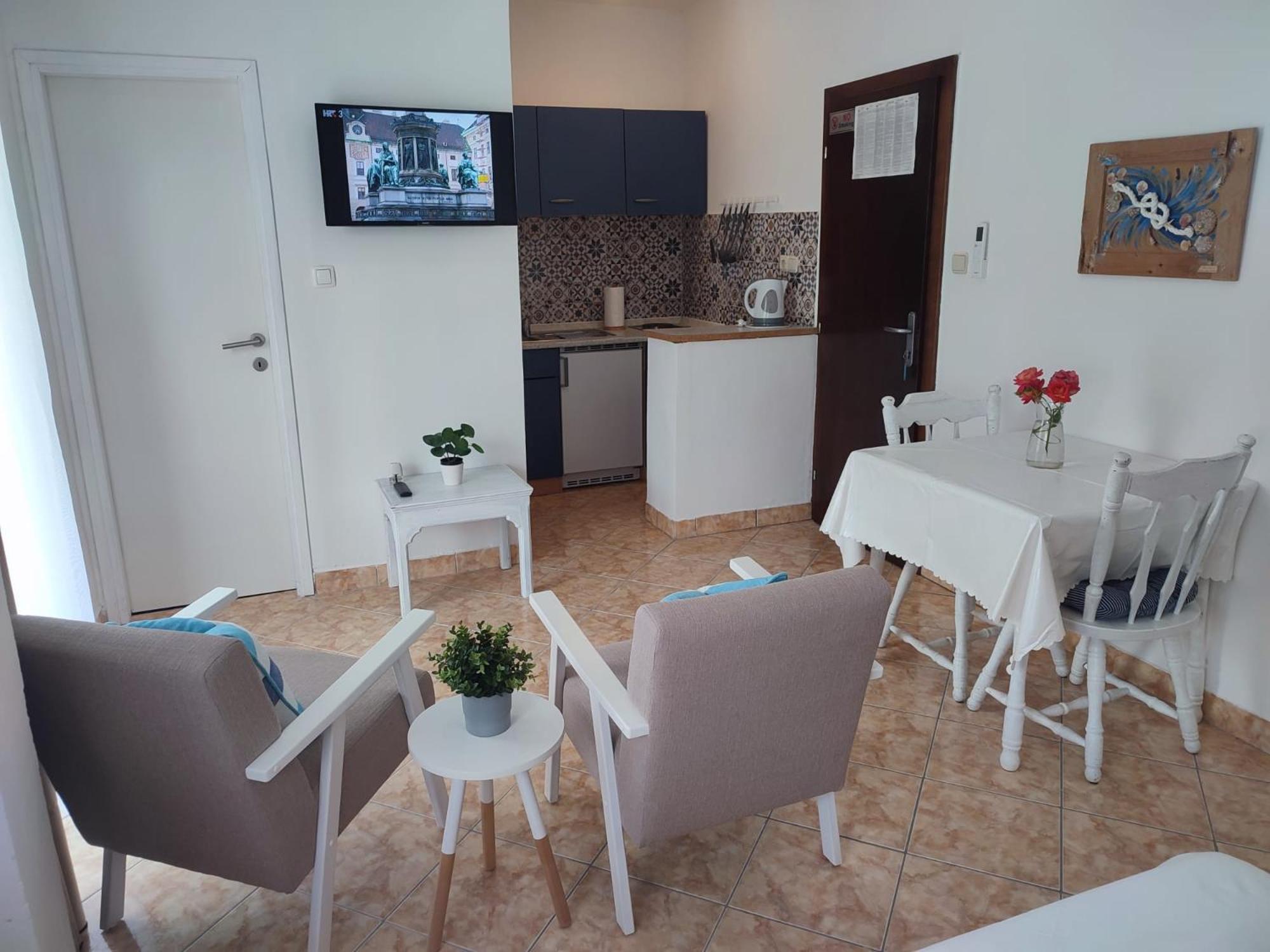 Hotel House Kapetanovic à Palit Chambre photo